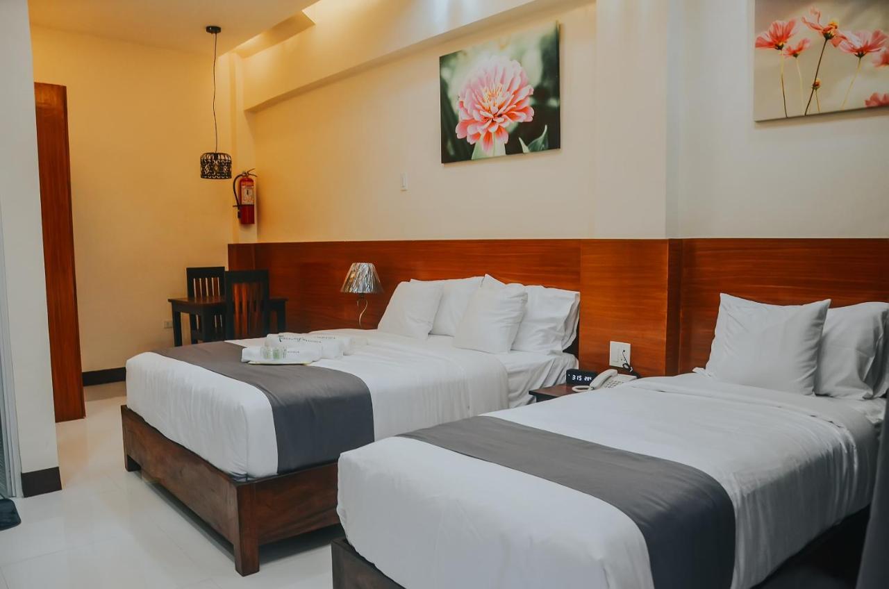 Villa MJ Maristela Beach Resort Lemery Exterior foto